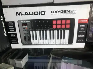 M Audio Midi Keybord Oxygen 25