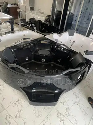 Black Corner Jacuzzi Massage Bathtub 150x150cm