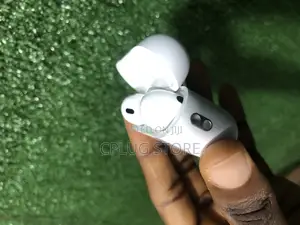 Apple_airpods Pro (2nd Gen)Usb C!!(Neatly Used)