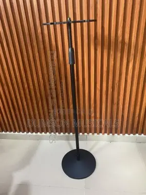 Microphone Stand. Multiples Professional Mic Stand