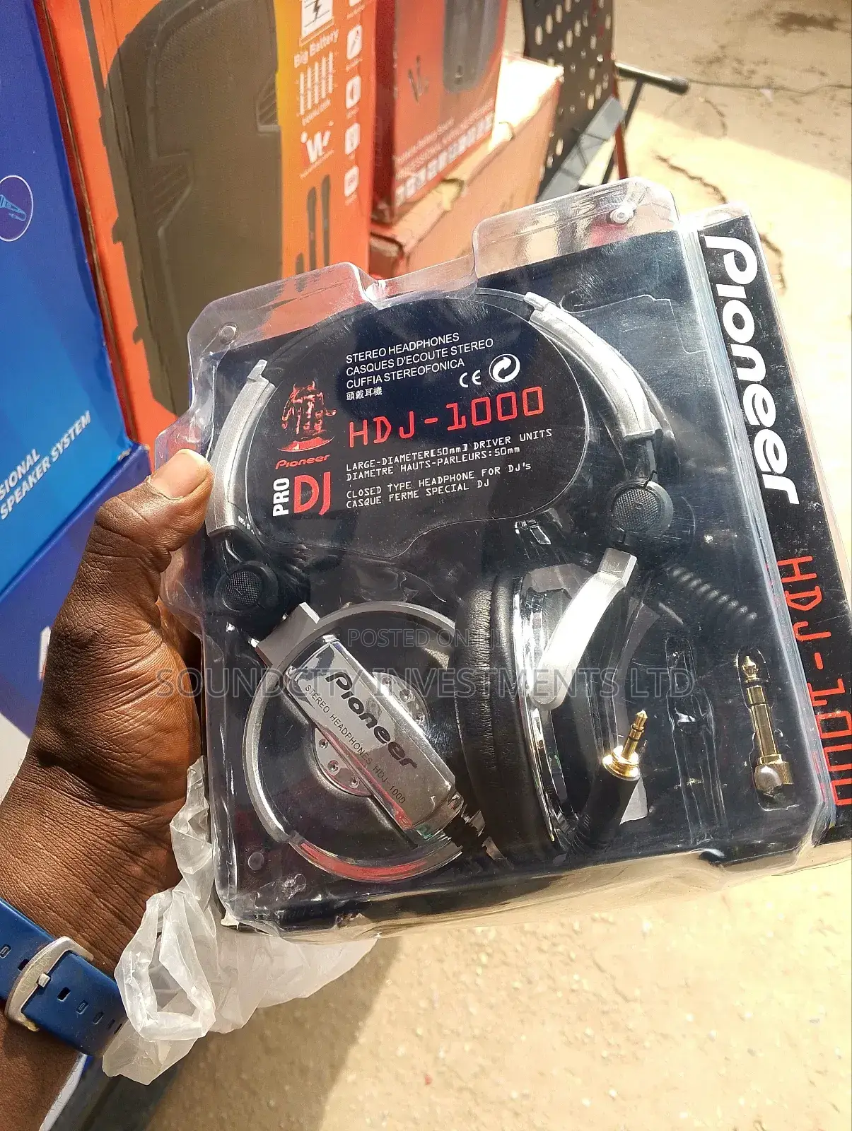 Pioneer Studio Headset/Headphone.
