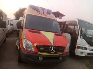 Mercedes-Benz Sprinter 2009 Yellow