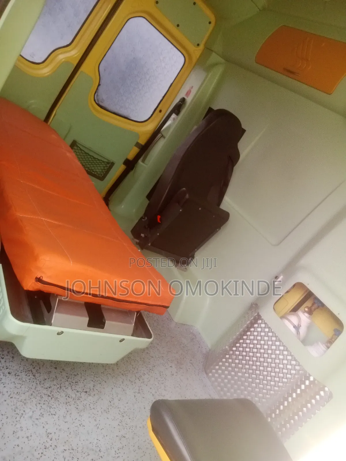 Mercedes-Benz Sprinter 2009 Yellow