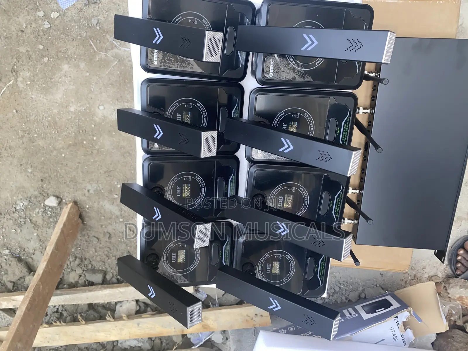 Max 8in1 Conference Wireless Microphone System
