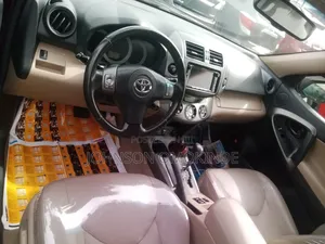 Toyota RAV4 2.5 Limited 2012 Black