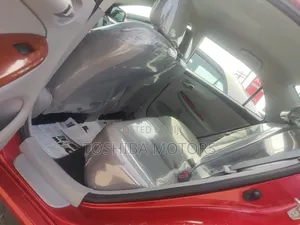 Toyota Corolla LE Special Edition 4dr Sedan (1.8L 4cyl 4A) 2013 Red