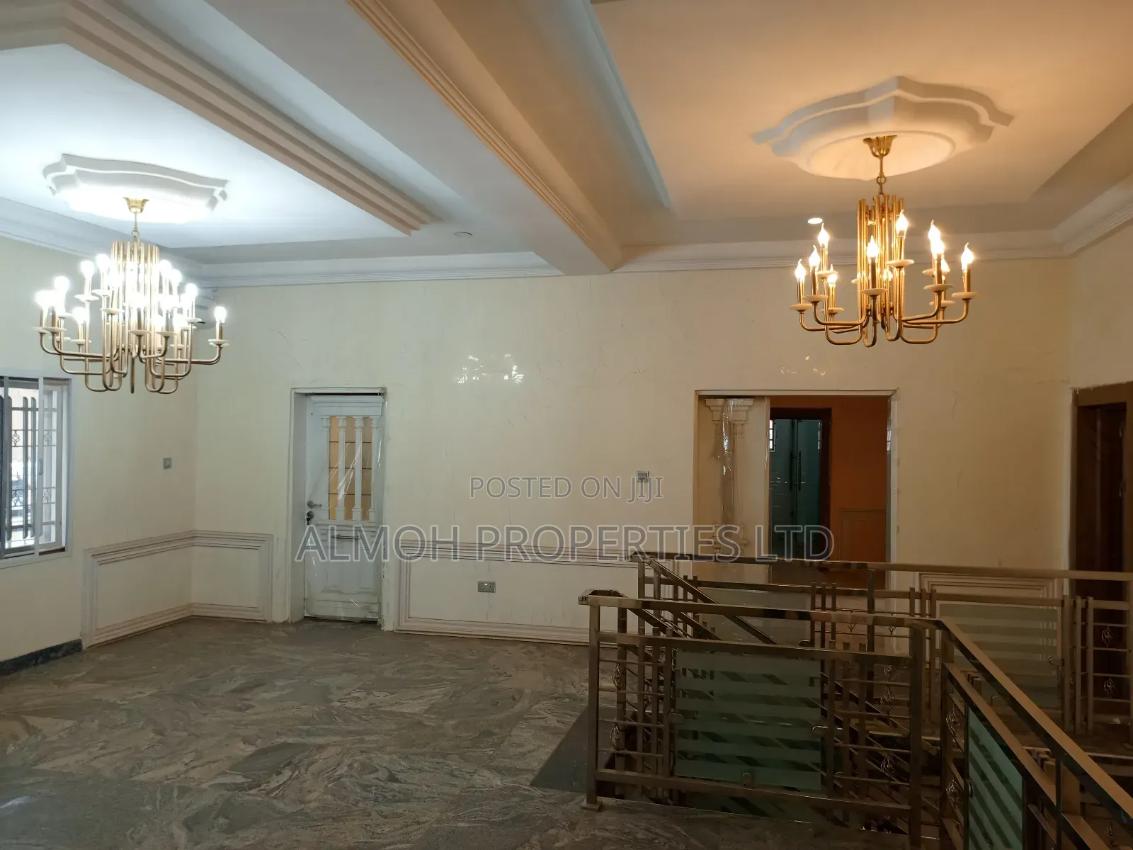 6bdrm Duplex in Apo Legislative for rent