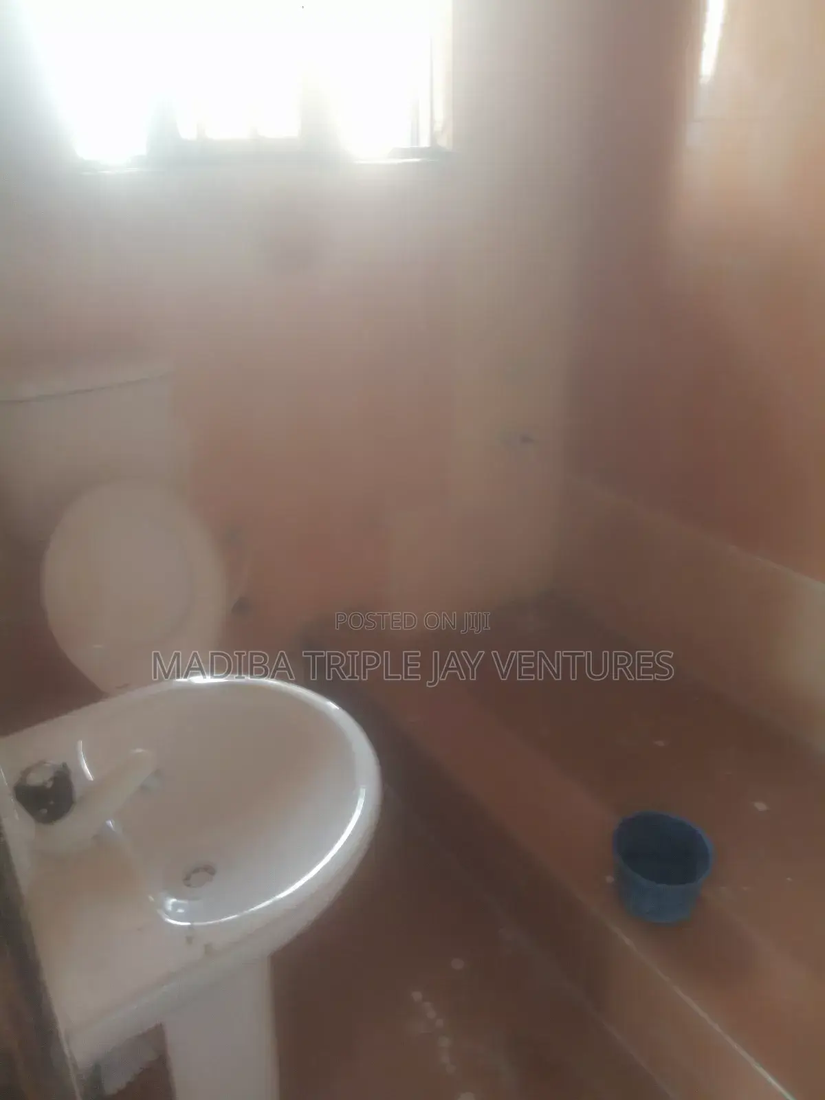 Furnished 3bdrm Block of Flats in Mowe, Obafemi-Owode for rent