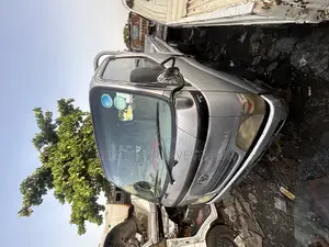 Manual 6 Tyres Toyota Dyna 200