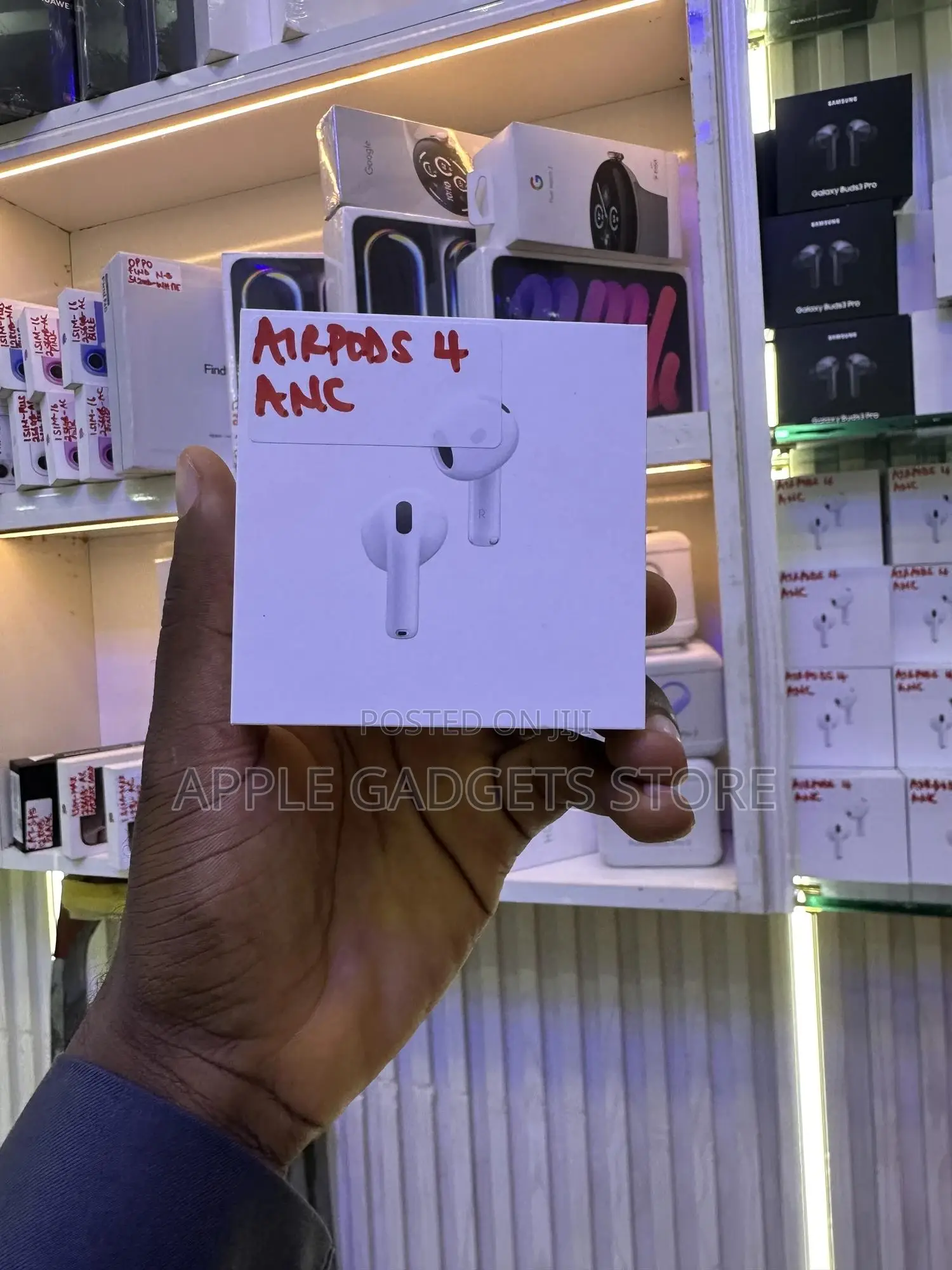 Airpods 4 With Active Noise Cancellation