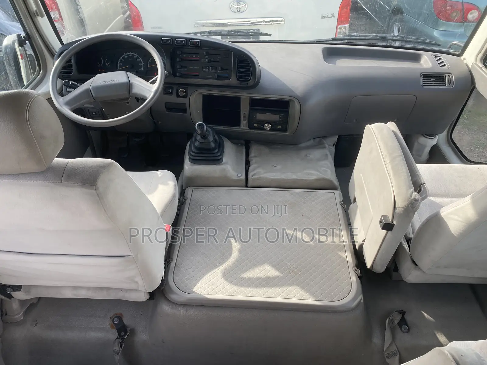 Toyota Coaster 2018 White