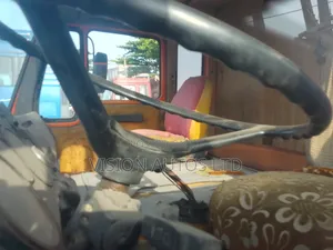Mercedes Benz Tipper