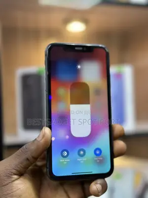 Apple iPhone 11 64 GB Black