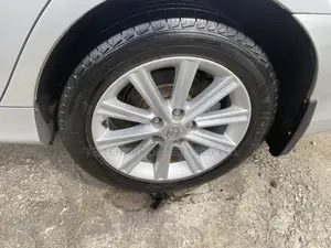 Toyota Camry XLE 4dr Sedan (2.5L 4cyl 6A) 2013 Silver