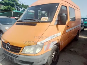 Mercedes-Benz Sprinter 2006 Orange