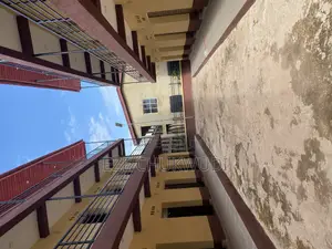 Available Shops/Warehouses