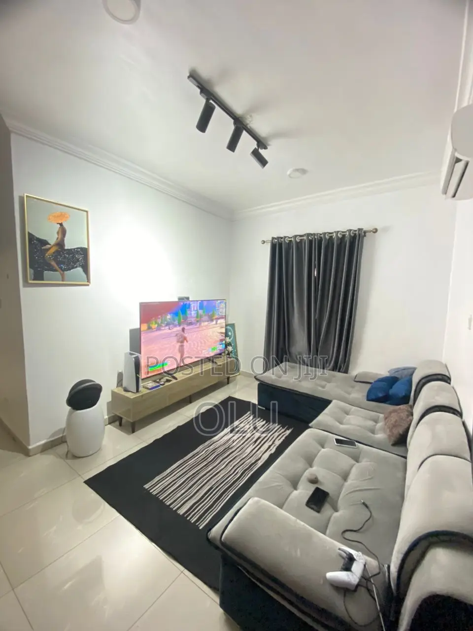 Furnished Mini Flat in Lekki County Home for sale