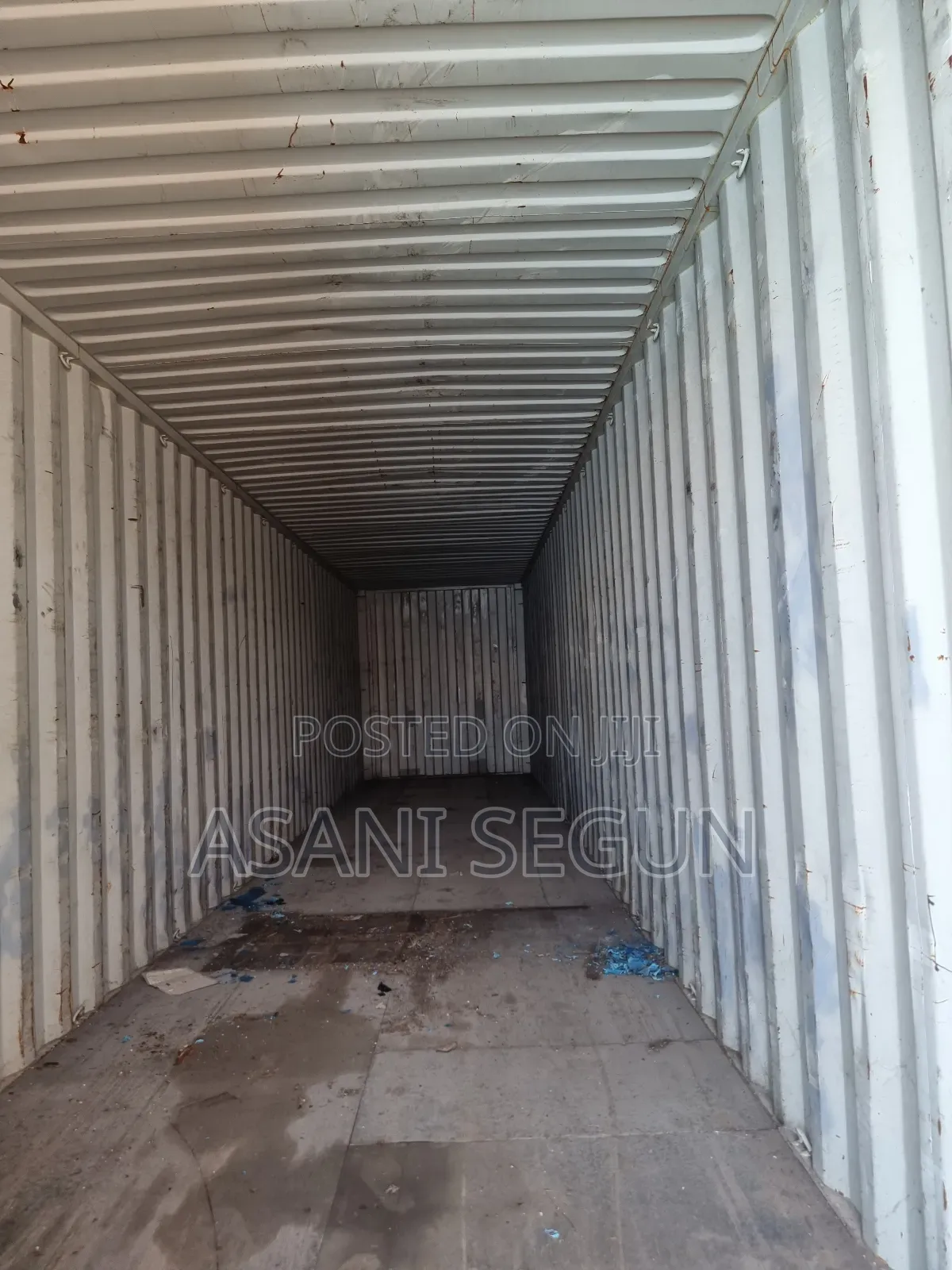 Clean Title 20ft Container With Genuine Documents