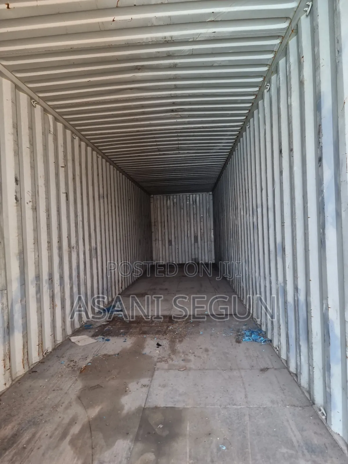 Clean Title 20ft Container With Genuine Documents