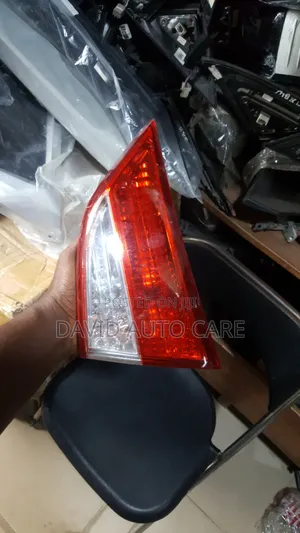 Booth Light Hyundai Elentra 2012