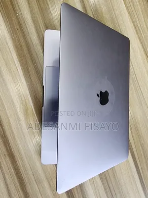 New Laptop Apple MacBook 2016 8GB Intel Core i5 SSD 256GB
