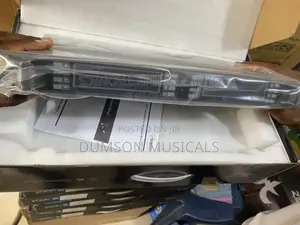 Signature Km-240 4in1 Wireless Microphone System Uhf