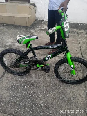 18" Dynacraft Surge Raceteam Children Bike