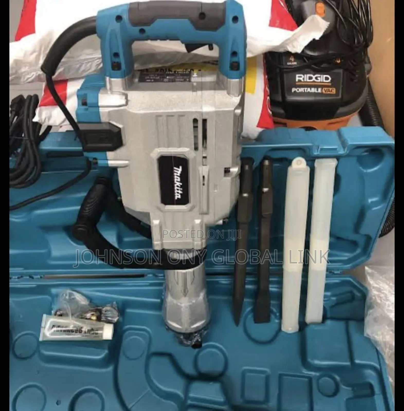 Makita Breaker/Demolition Hammer