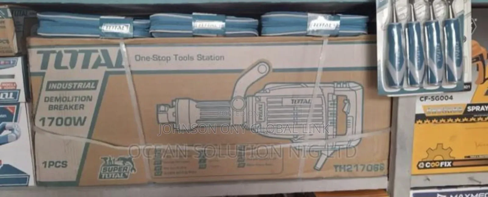 Makita Breaker/Demolition Hammer