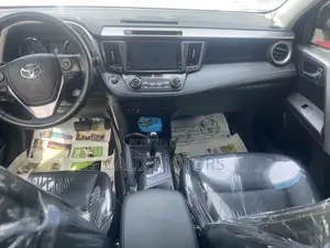 Toyota RAV4 2018 Gray