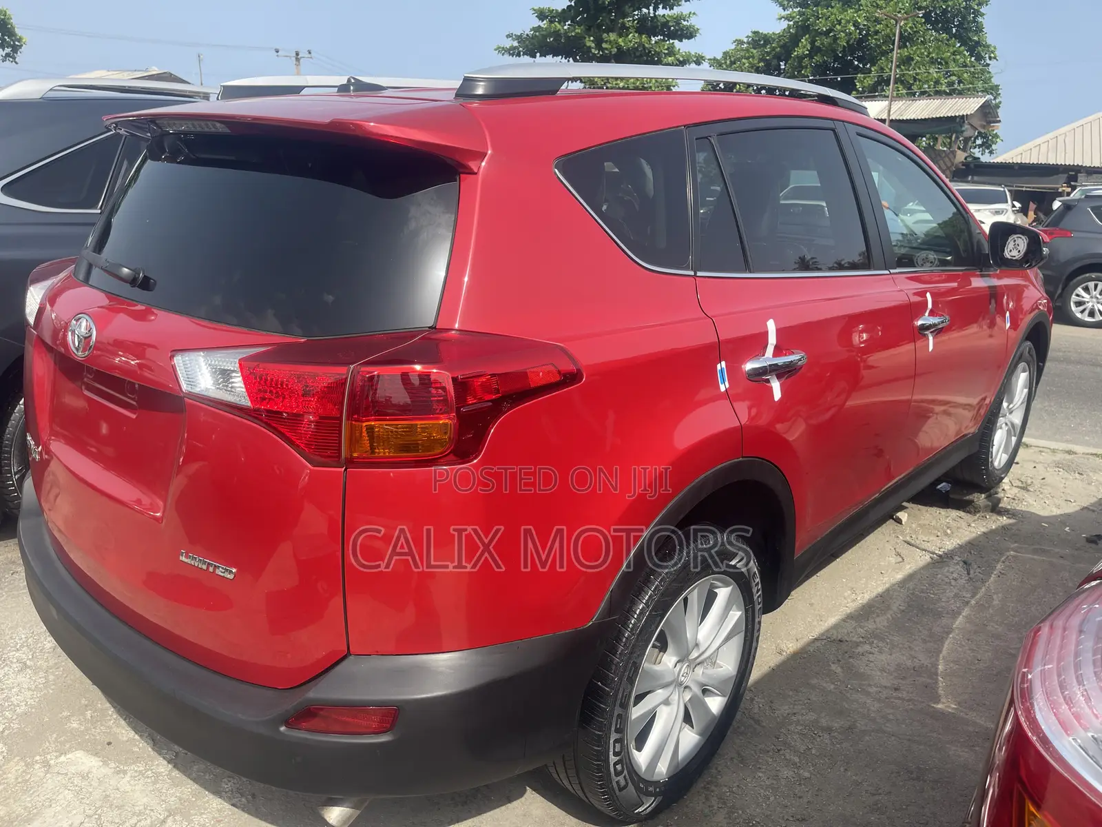 Toyota RAV4 2015 Red