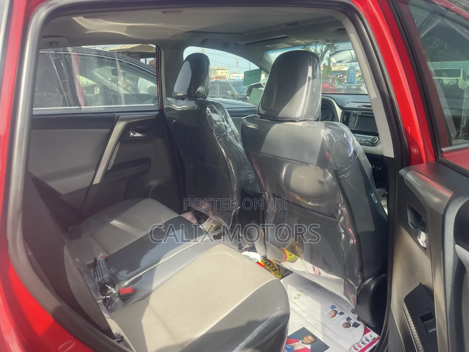 Toyota RAV4 2015 Red