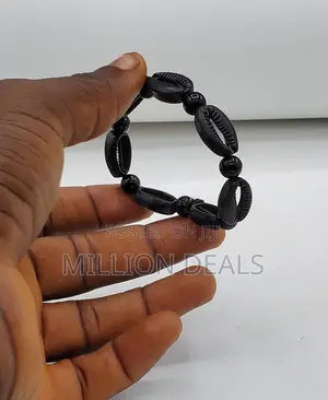 All Black Cowry Stylish Men's Unique Bracelet