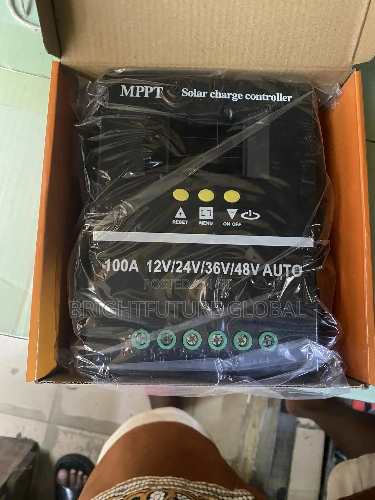 Solar Charge Controller 100a