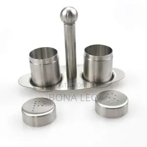Unique Quality Table Salt and Pepper Shaker