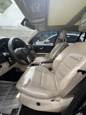 Mercedes-Benz GLK-Class 2014 Blue