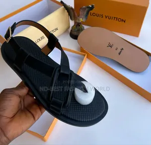 Simple and Quality Leather Sandals