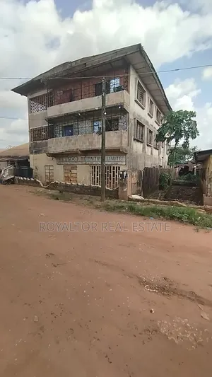 3bdrm House in Royaltor Real Estate, Benin City for sale