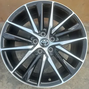 2020 Toyota Camry Rim 18