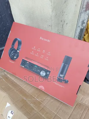 Focusrite Scarlett 2i2 Sound Card.