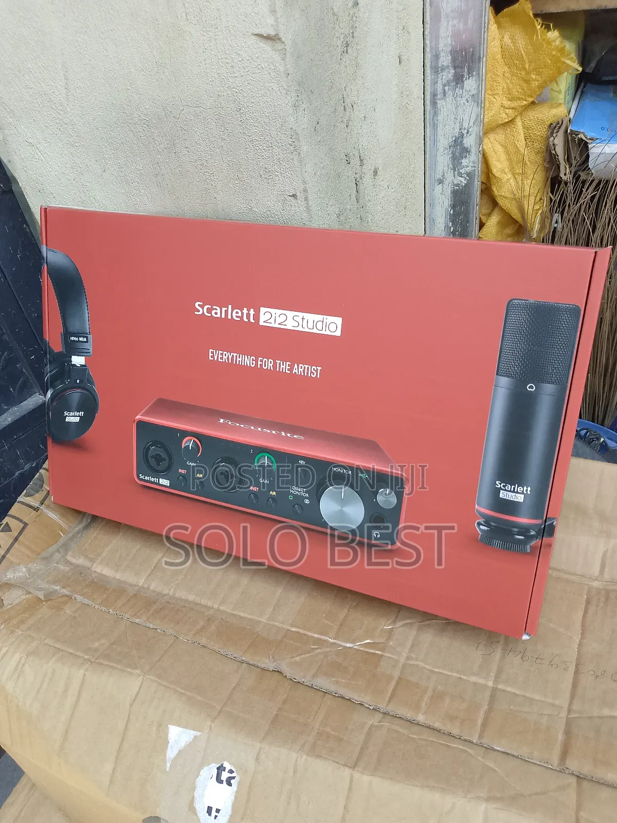 Focusrite Scarlett 2i2 Sound Card.