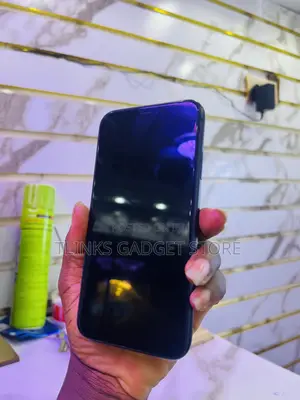Apple iPhone 11 64 GB Black