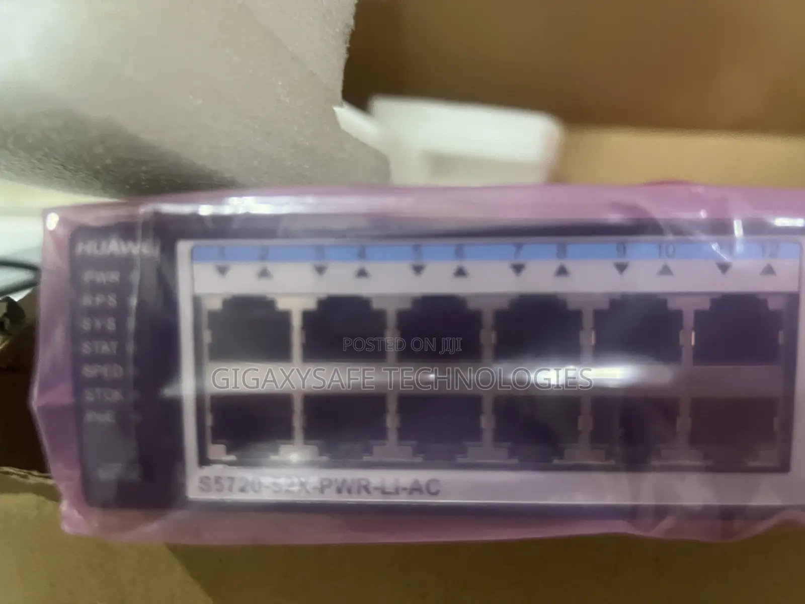 S5720-52x-PWR-Li-Ac