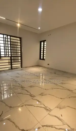 5bdrm House in Ogudu Gra for rent