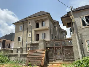 3bdrm Block of Flats in Hilltop Estate, Owerri for sale