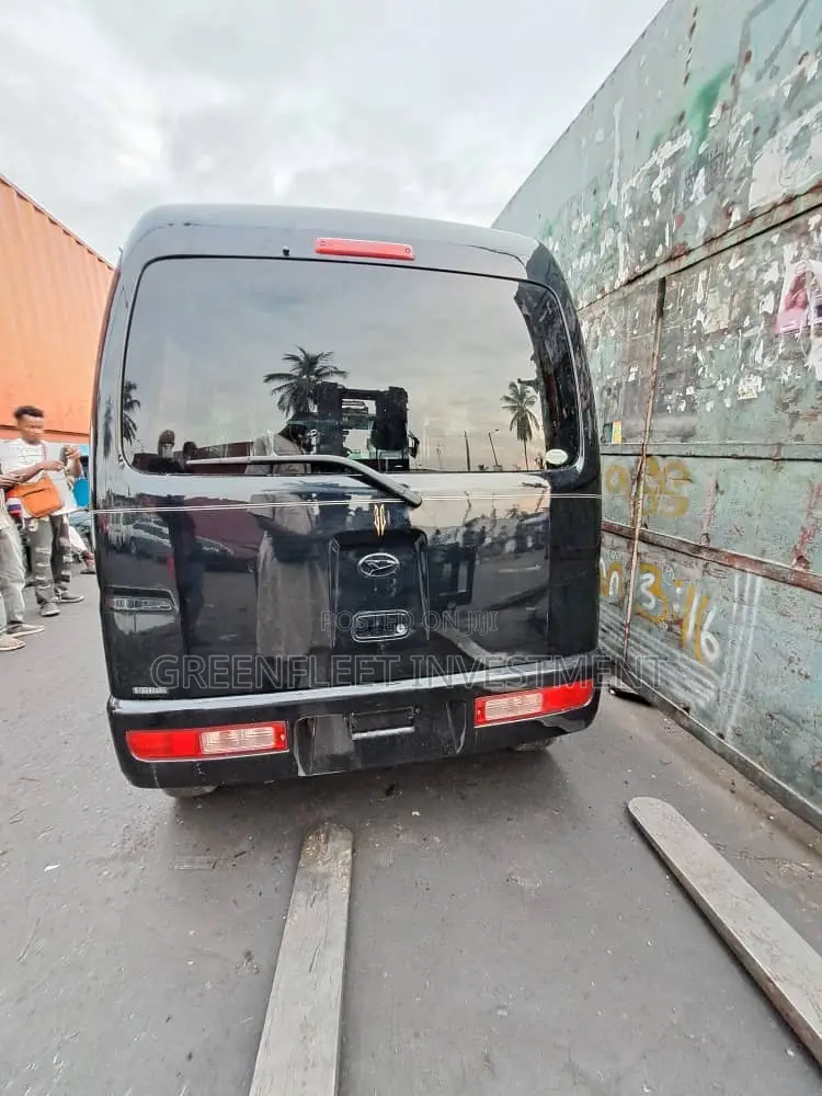 Daihatsu Hijet 2012 Black