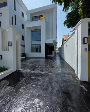 Furnished 5bdrm Duplex in Lekki Phase 1 for sale