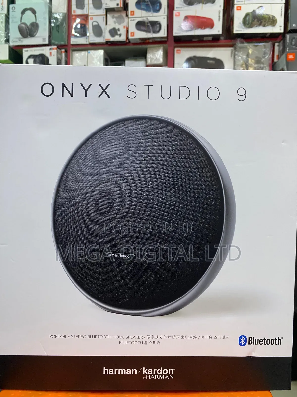 Onyx Studio 9