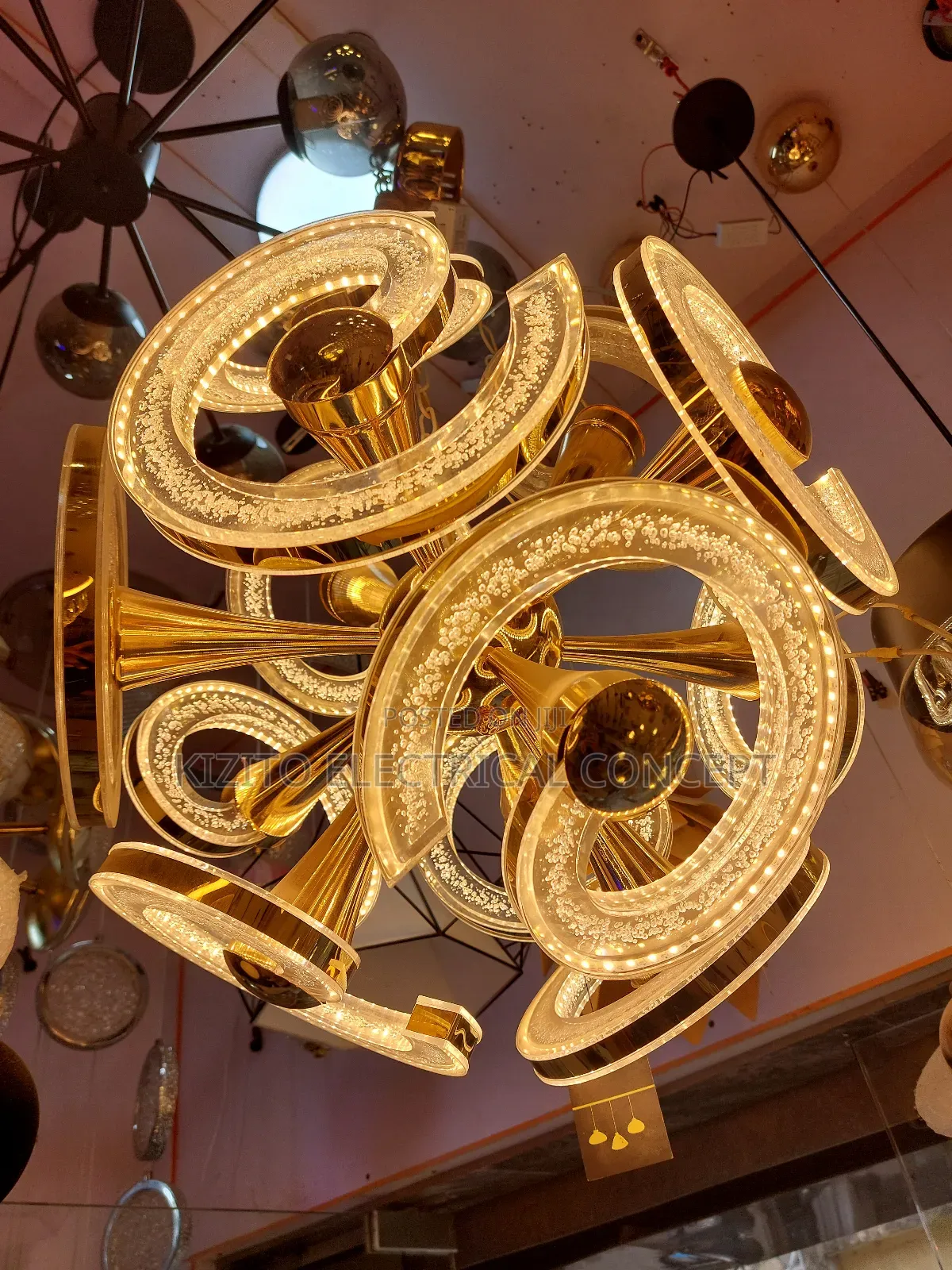 Corona Led Dropping Chandelier