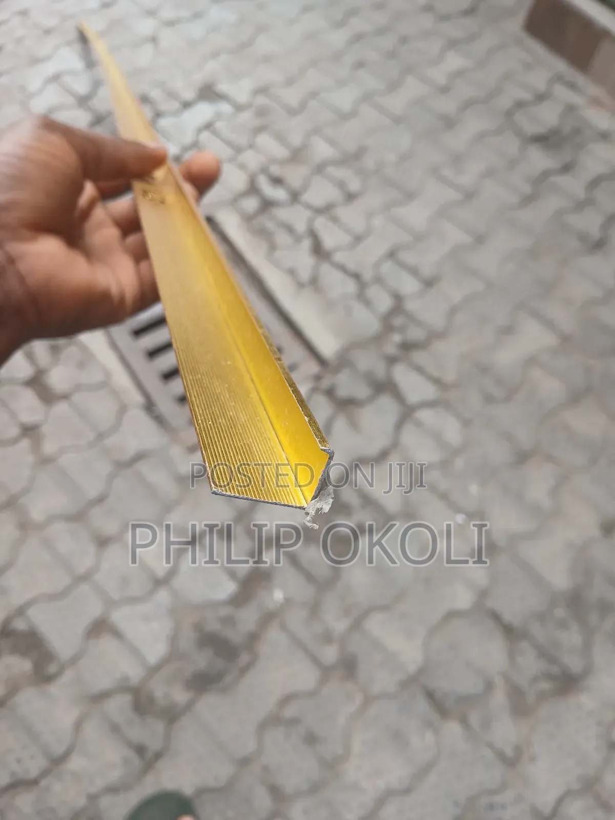 Quality L-Shape Gold Profile